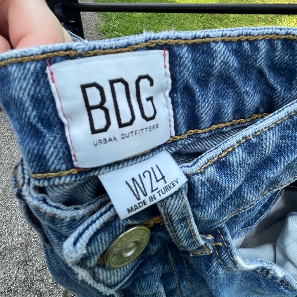 Urban Outfitters High Rise Jeans - Picture 3 of 5